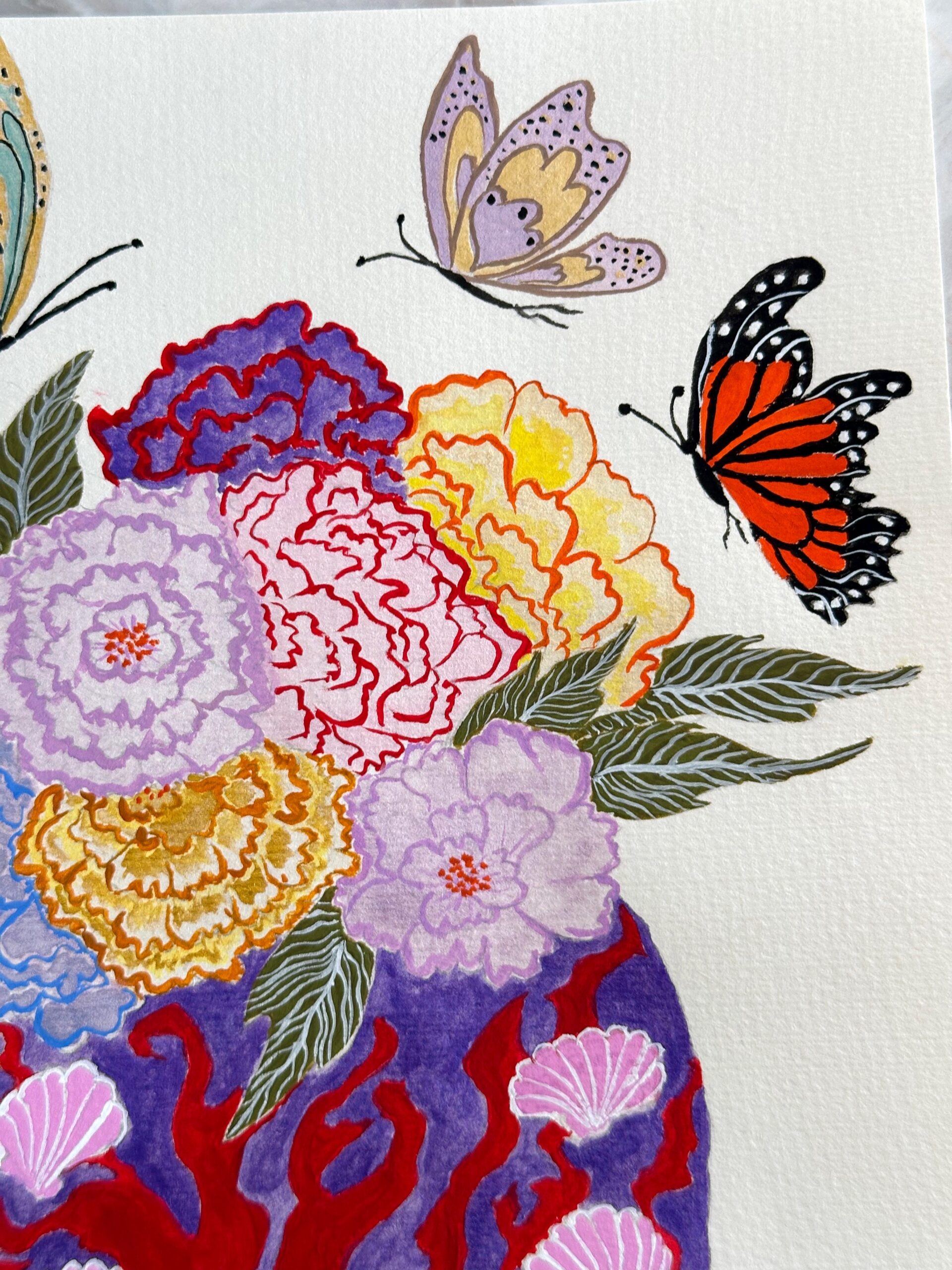 Red Coral and Pink Scallops Vase - Image 3